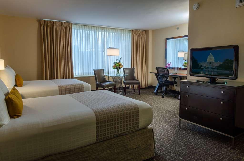 Hotel Beacon & Corporate Quarters